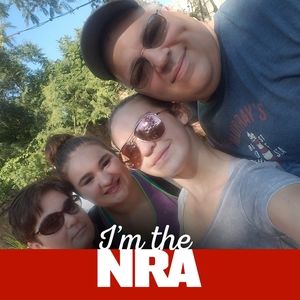 Meet your Posher, Kenneth